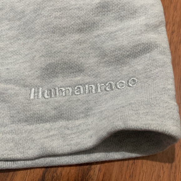 Adidas x Pharrell Williams, HUMANRACE “BASICS” Shorts - MENS SIZE XS - Picture 9 of 16